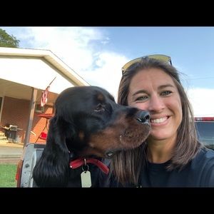 Meet your Posher, Nia